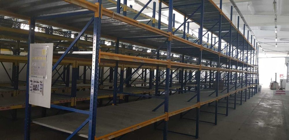 Rafturi metalice industriale pentru paleti