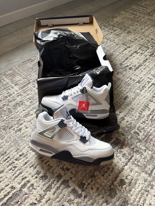 Jordan 4 Navy