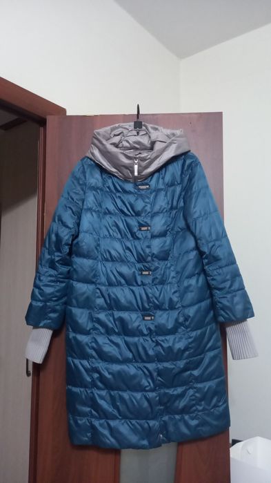 Продам куртку весна