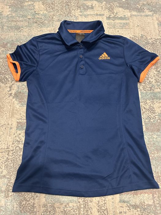 Tricou adidas masuraS marime 34-36 pret 35 lei