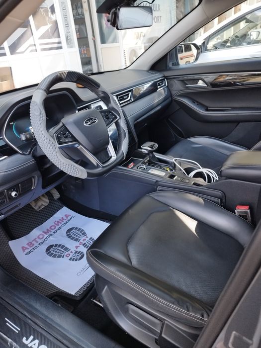 Jac J7 Luxury sotiladi