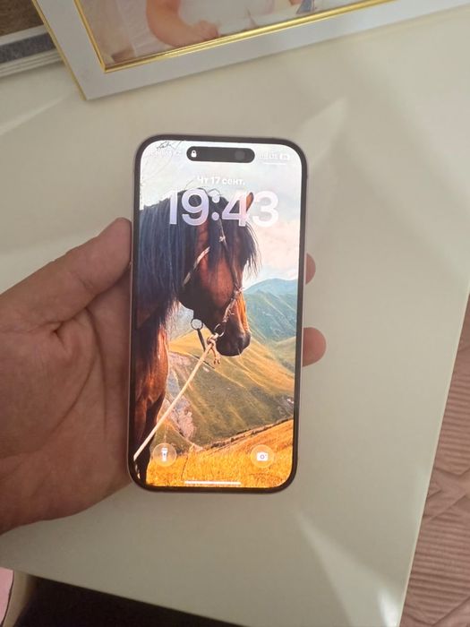 Iphone 15 128GB.