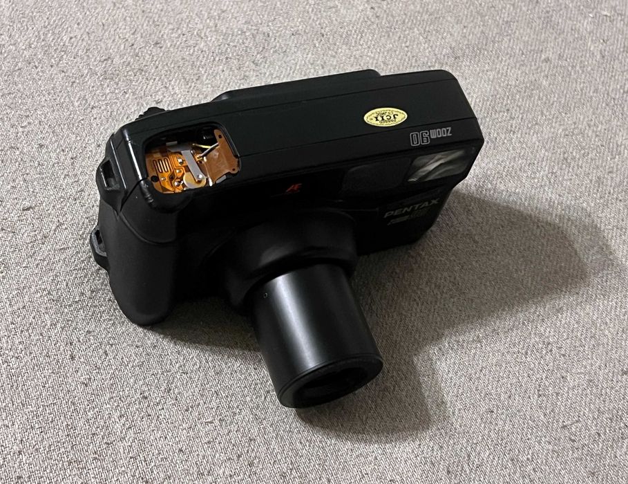 Aparat foto vintage Pentax Zoom 90 autofocus functio lipsa capac buton
