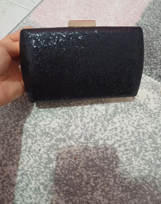 Geanta de seara neagra cu auriu