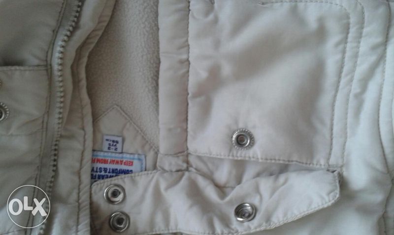 Бяло яке на Girl2Girl