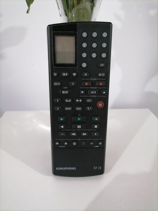 Telecomanda Grundig RP30
