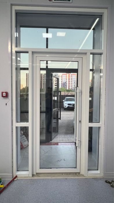 Пластиковый окно и двери