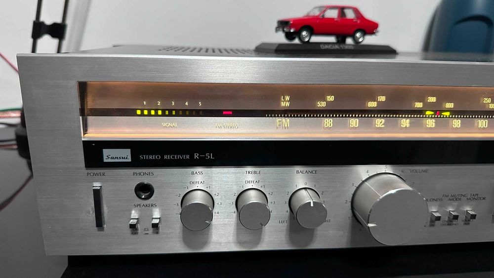 Sansui R-5L STEREO receiver, amplituner, radio cu amplificator perfect functional