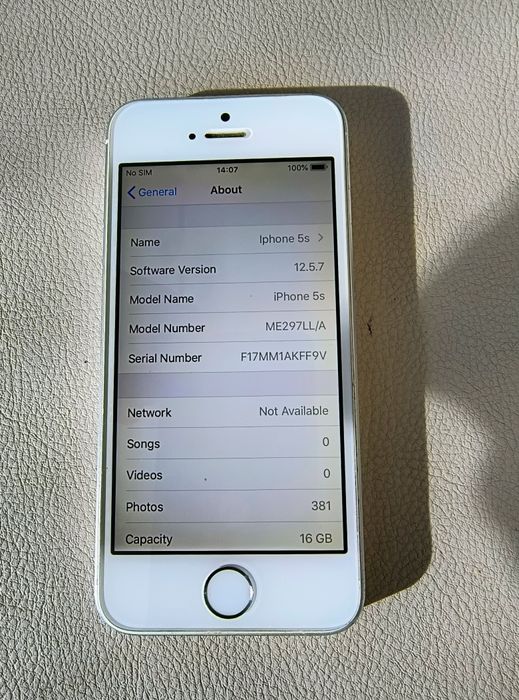 Iphone 5s ,16GB,iOS 12.5.7-отличен