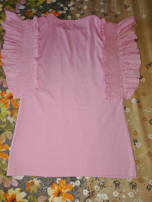 Tricou dama roz.