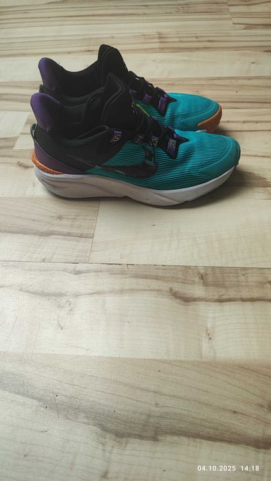 Детско-юношески маратонки Nike