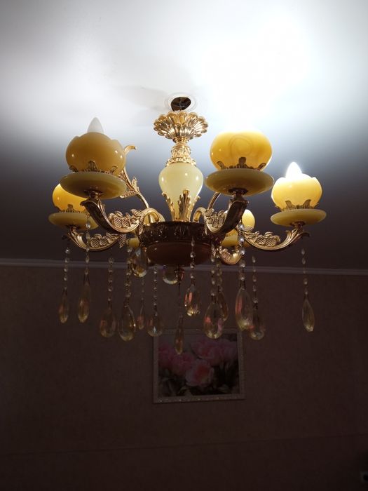 Люстра потолочная