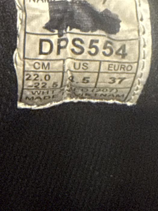 Продам обувь кроссовки