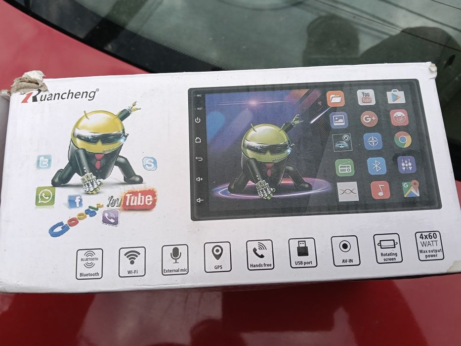 Sistem  multimedia  auto universal