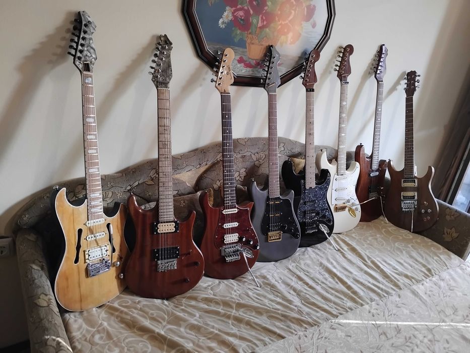 продава къстъм ел китари