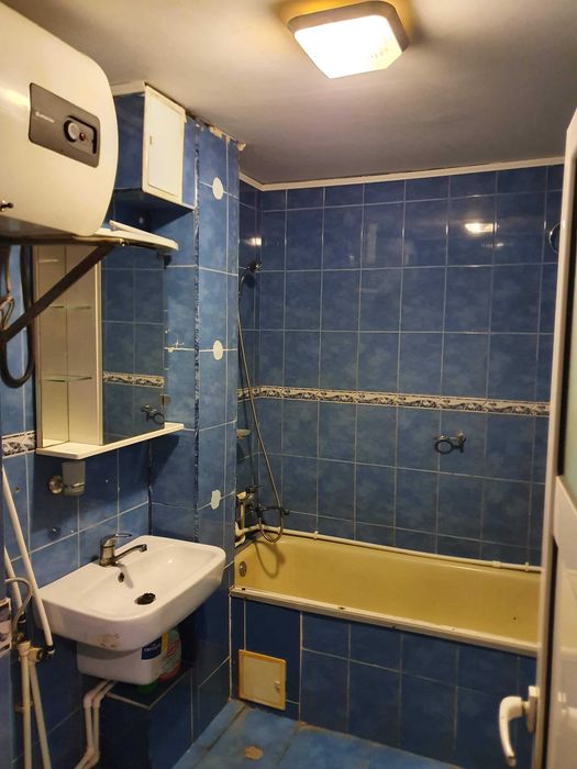Vand Apartament 2 camere, decomandat - direct proprietar