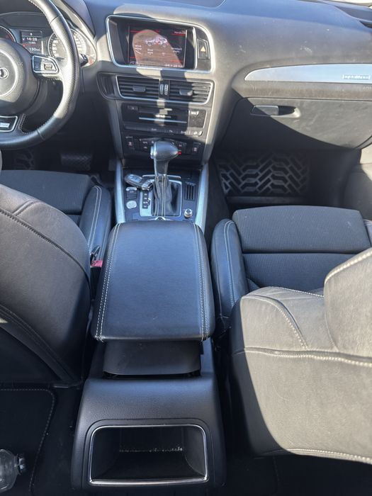 Audi Q5 S-line 2,0 Disel