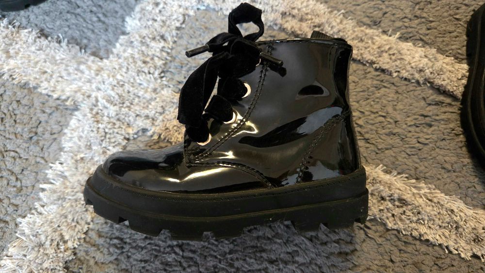 Черни детски боти H&M р-р 24