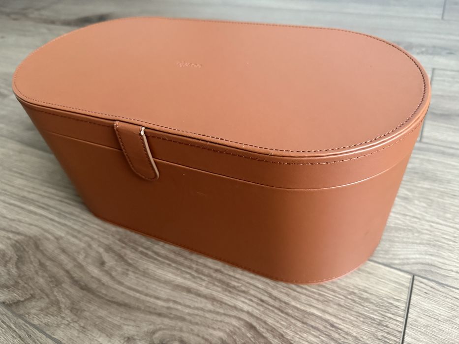 Фен-стайлер Dyson