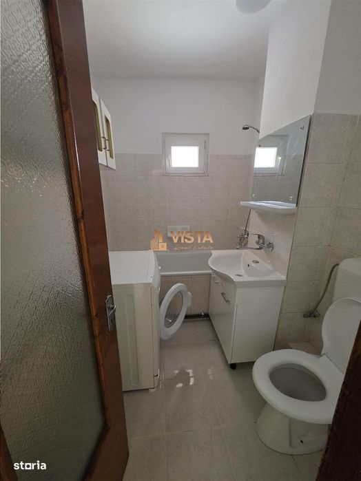 Apartament 4 camere, zona Racadau
