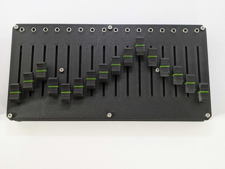 MIDI Controller / Faderbank 16x