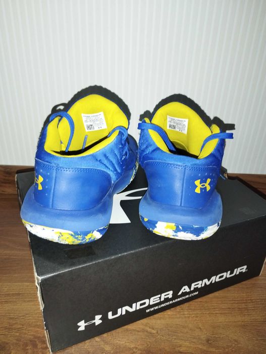 Маратонки  Under armour