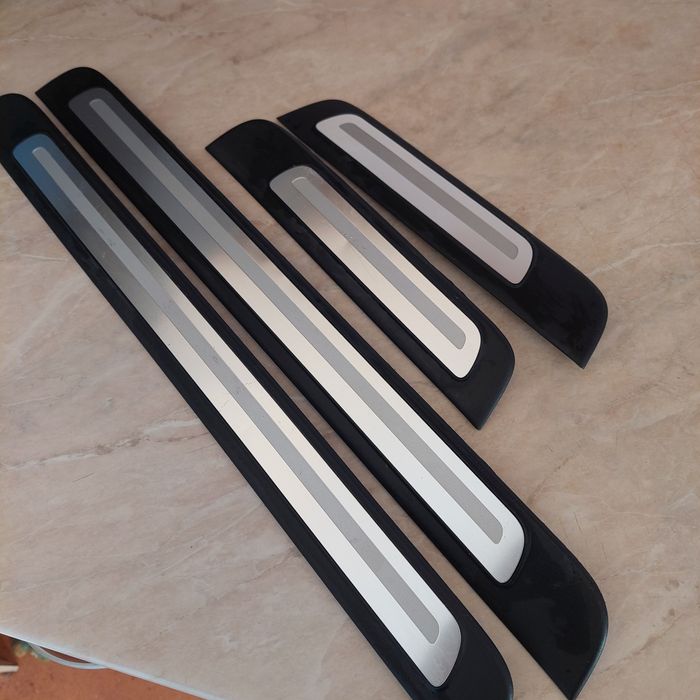 Лайсни за прагове Ауди а4 б8.5