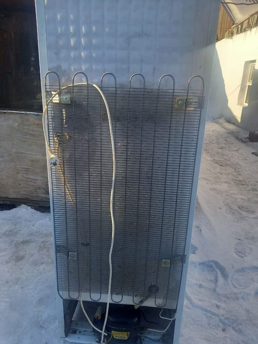 Продам б/у холодильник