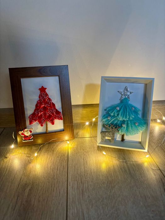 Коледни елхички в рамка