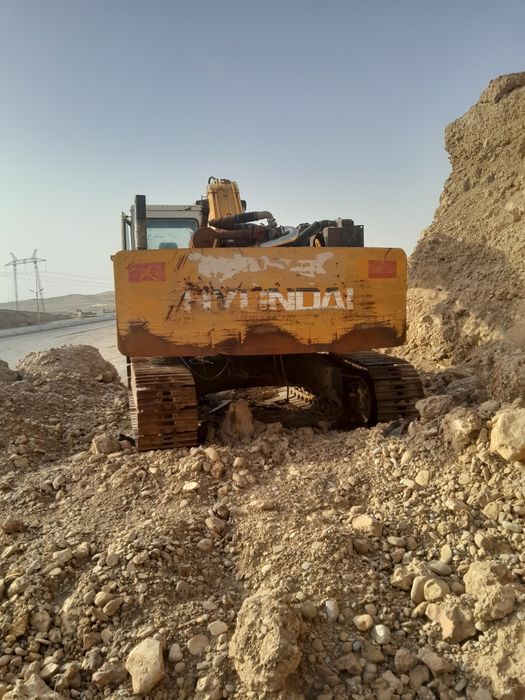 Ekskavator Hyundai 3000 lik