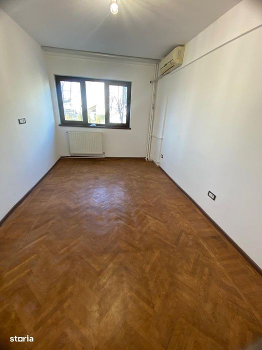 Spatiu de 2 camere cu bucatarie, grup sanitar RENOVAT, Casa de Cultura