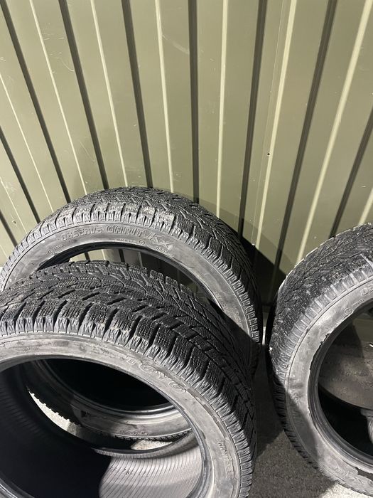 Зимние шины 225/45/R17