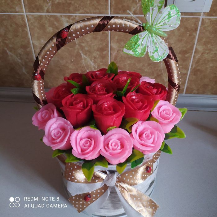 Sovunli gullar qoʻl mehnati