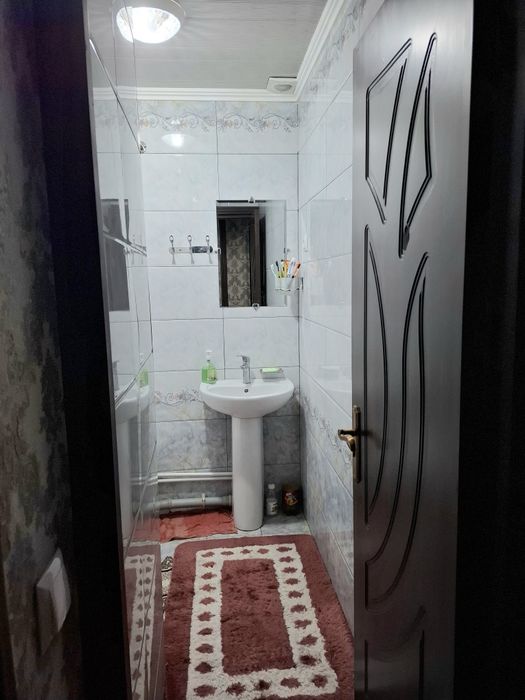 Продаётся квартира Сергели-5  90m²   3⁴/9/9 есть трапеция балкон