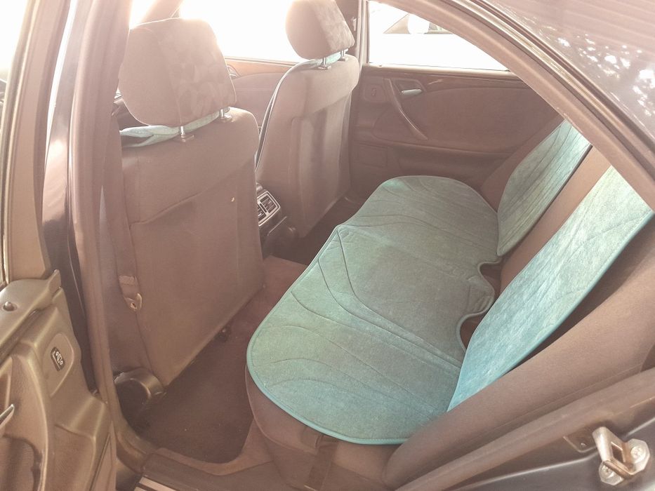 Мерседес бенс 210