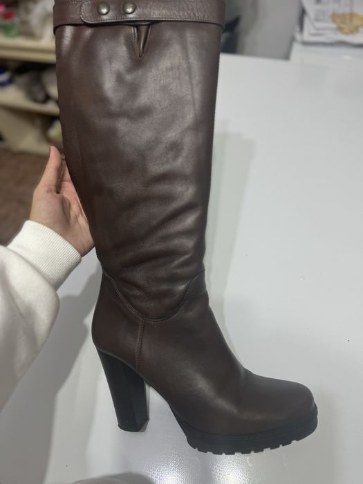 Cizme de piele cu toc