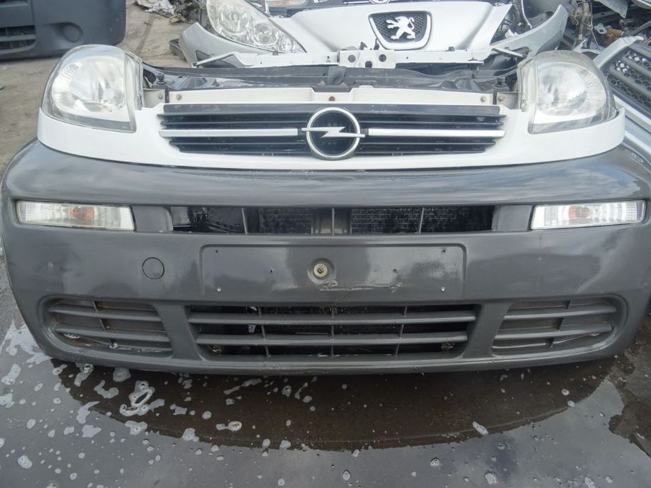 Vand Fata Completa Opel Vivaro din 2008 volan pe stanga
