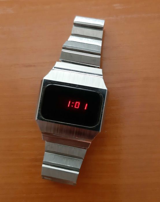 Часовник TIMEX H Cells