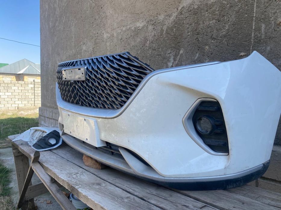 Передний бампер Хавал М6