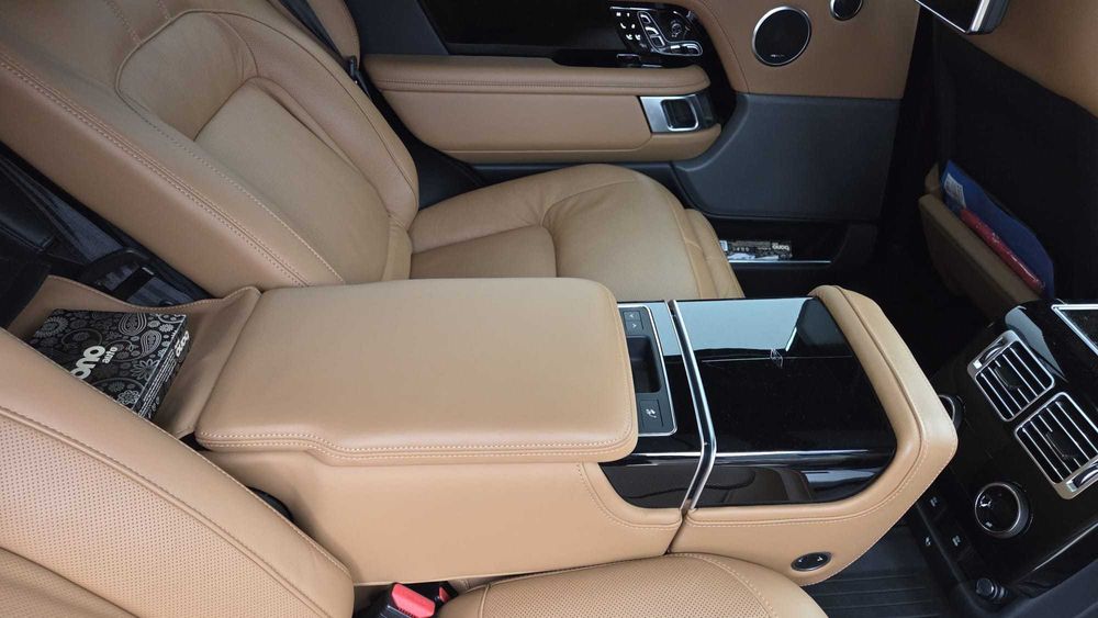 Autoturism Range Rover Autobiography P400