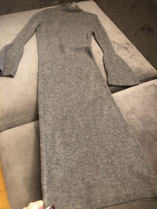 Платье (Абая Манаса)