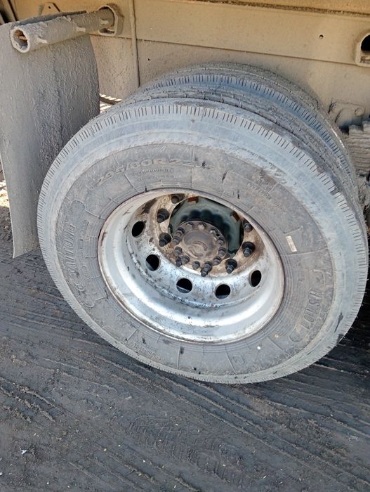 Продам камаз двигатель евро 2 евро ступицы