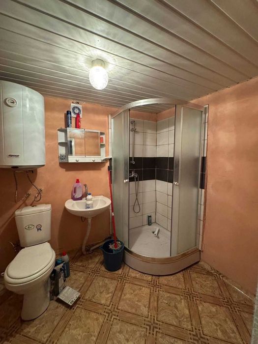 Двуетажна къща за Продажба, гр.Търговище, кв.Вароша