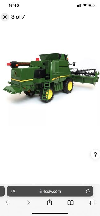 Коллекционная игрушка Комбайн John Deer Bruder Combine T607i