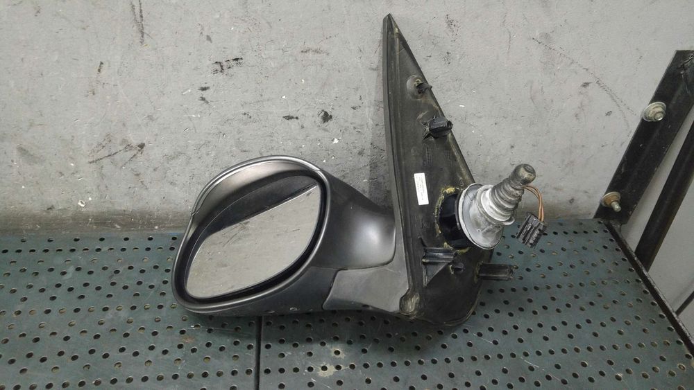 Oglinda manuala stanga peugeot 206 plus 2l 2m 96725643xt