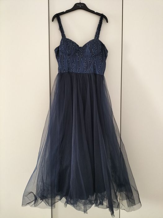 Vând rochie Unique Bleumarin