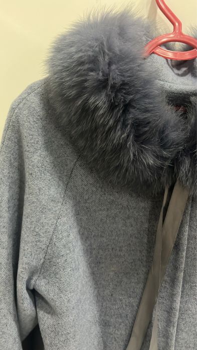 Продам демисезонное пальто