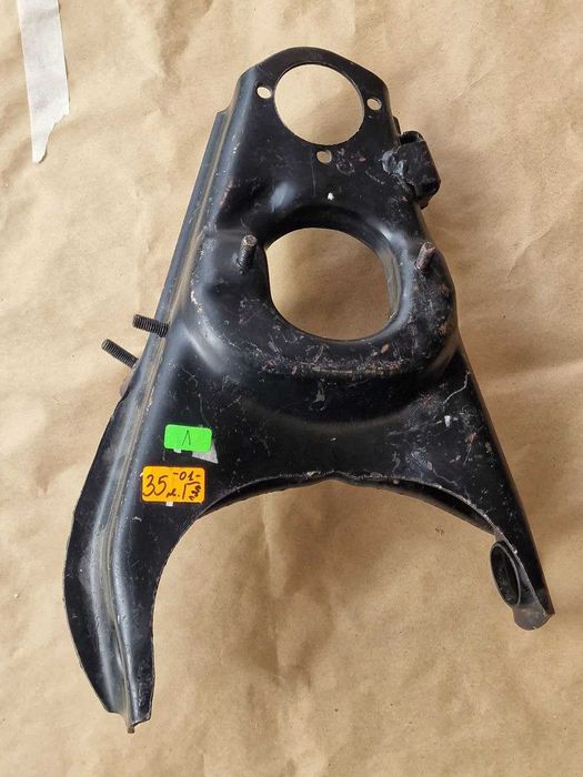 Долен ляв носач Лада 2101-07