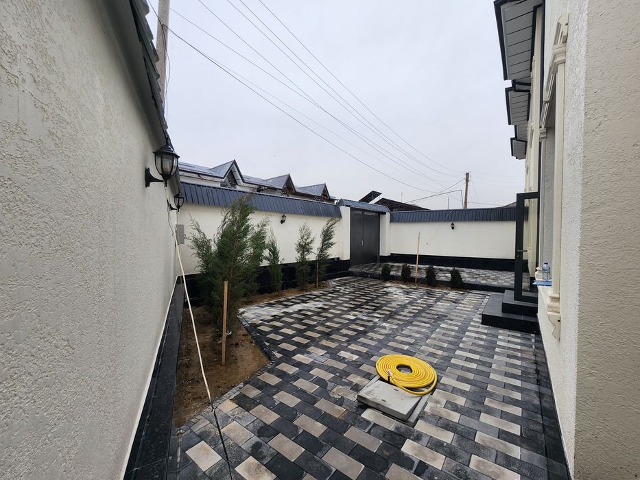 СОТИЛАДИ! 2 Каватли замонавий коттедж!

Чирчиқ шаҳри, о