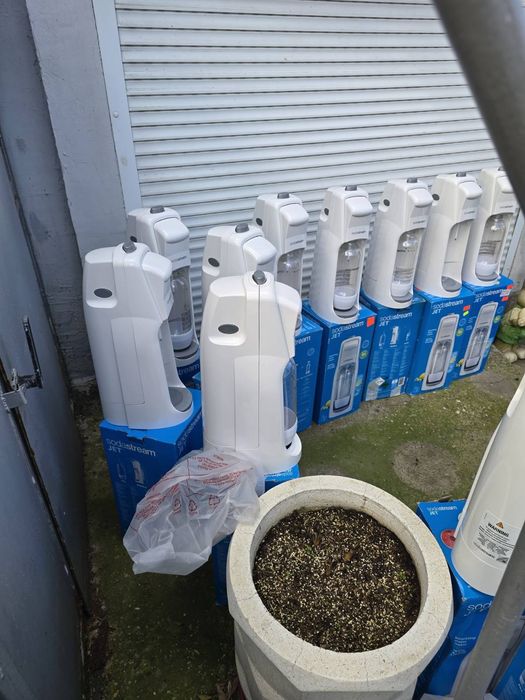 Машина за газирана вода "sodastream'